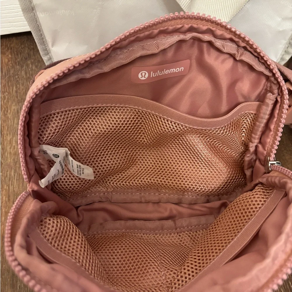 Lululemon Athletica Pink Belt Bag Includes Store Shopping Bag - Picture 3 of 4